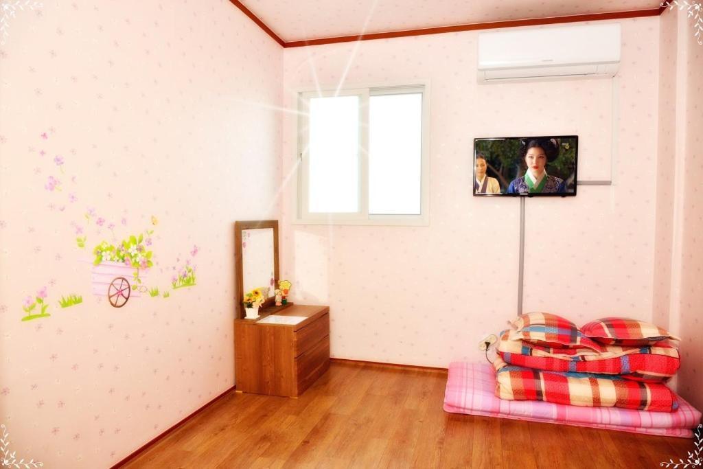 Sun Flower Minbak Seogwipo Extérieur photo